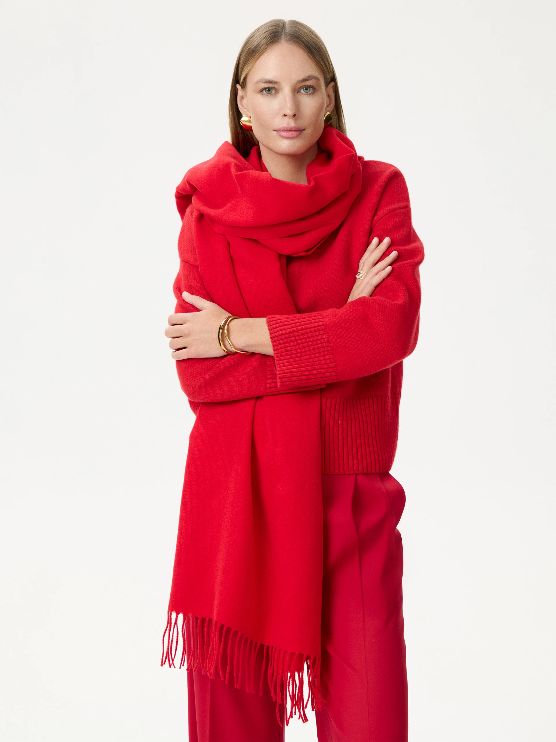 Red scarf with wool and cashmere blend