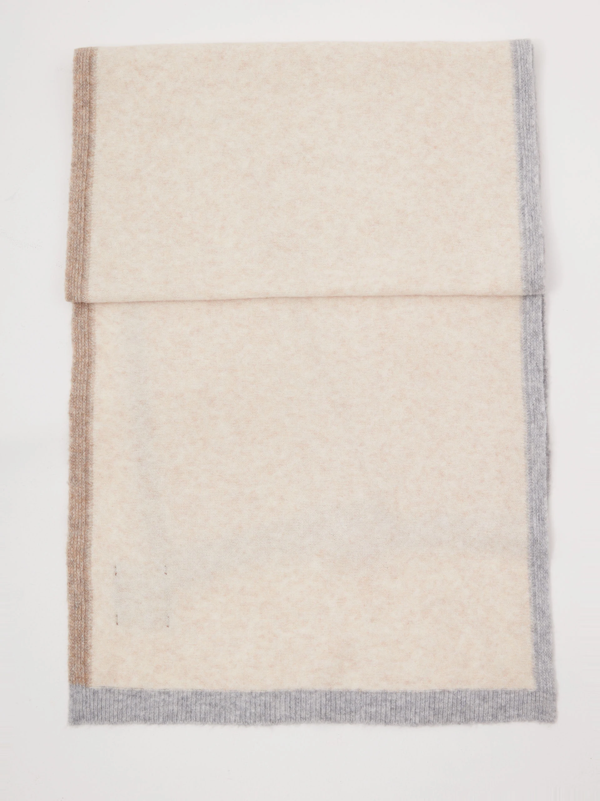 Cream scarf with wool