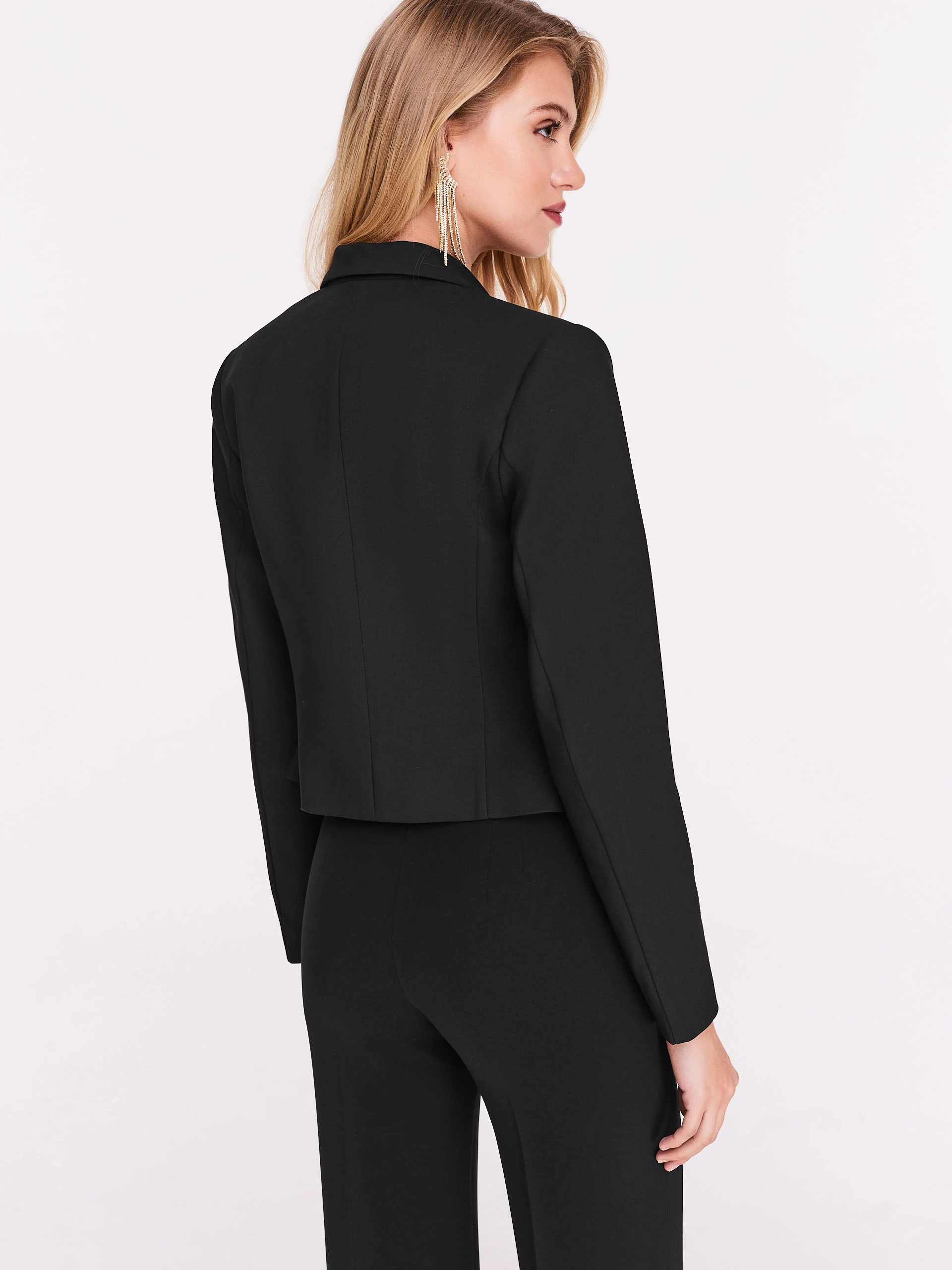 Short black jacket with rose