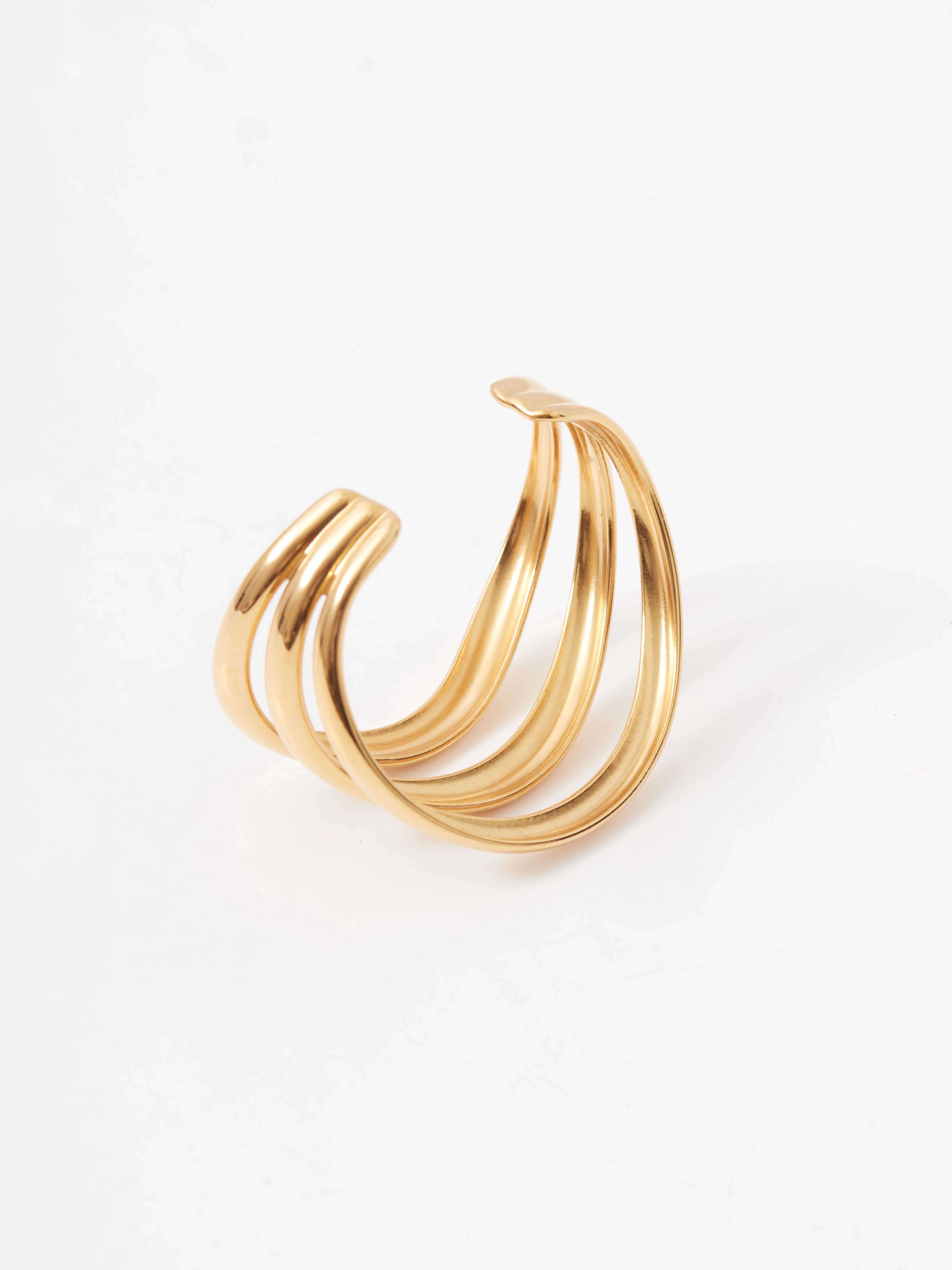 Gold bracelet