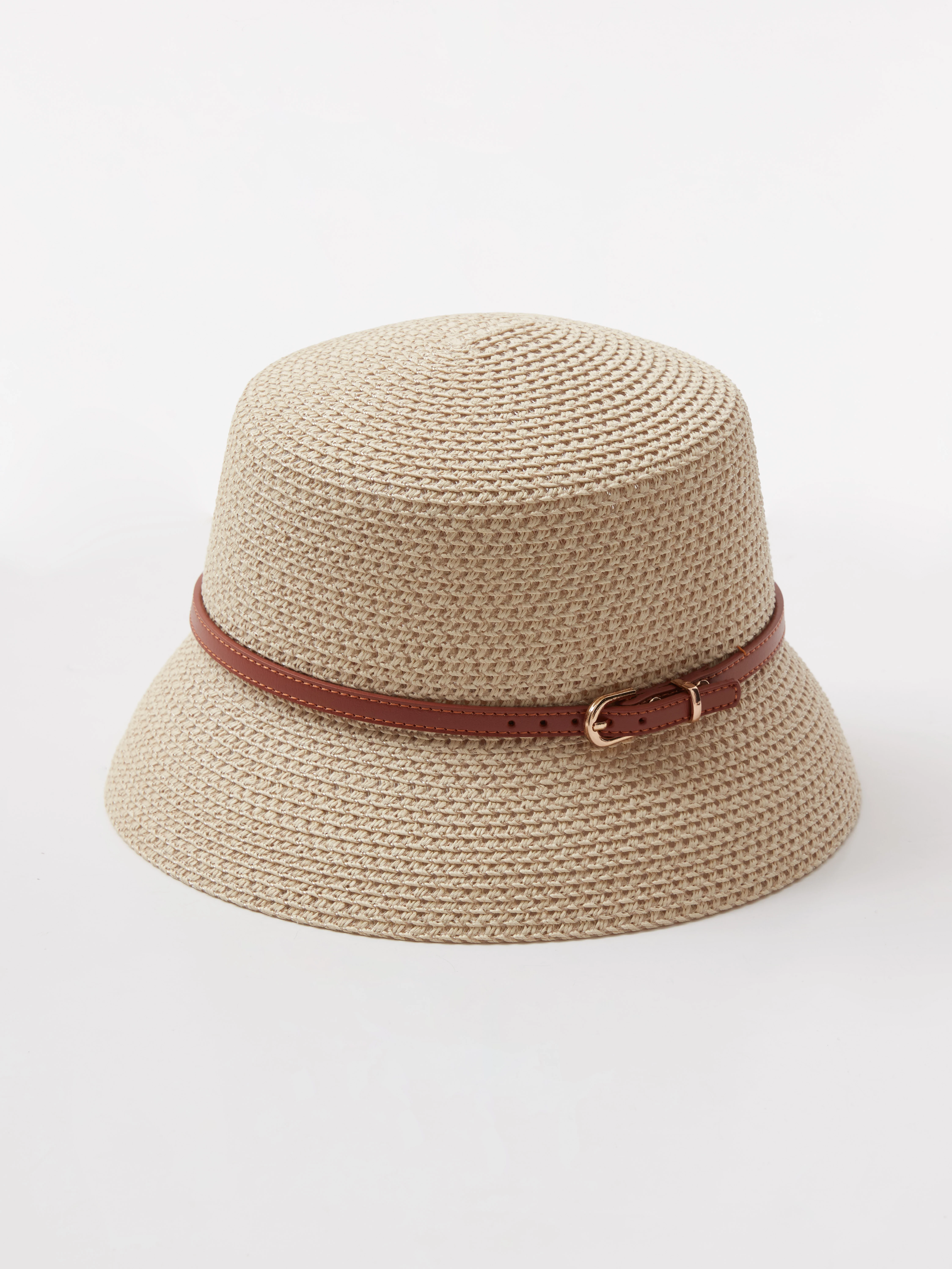 Słomkowy kapelusz bucket hat z ozdobnym paskiem