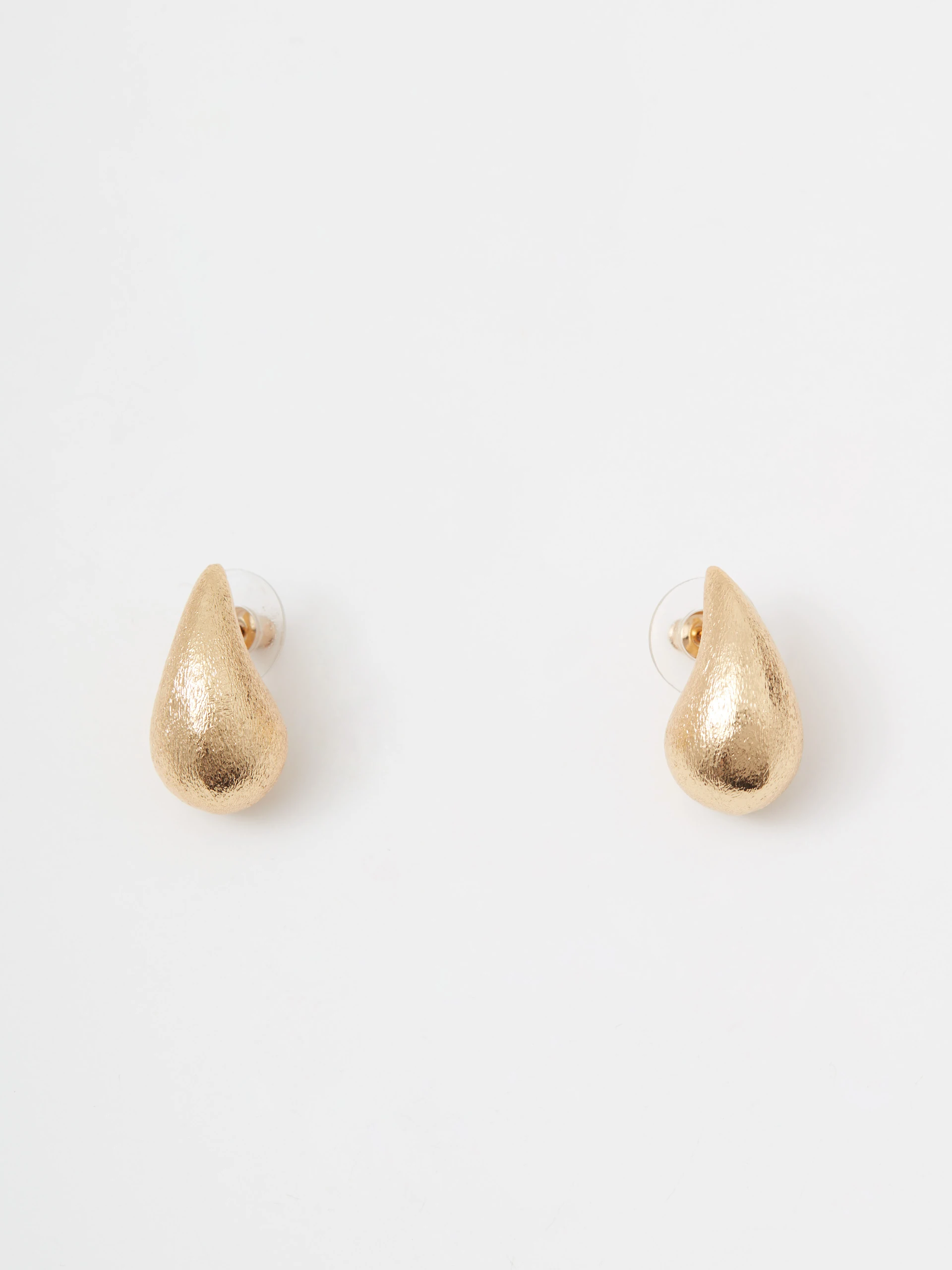 Gold-plated drop-shaped earrings