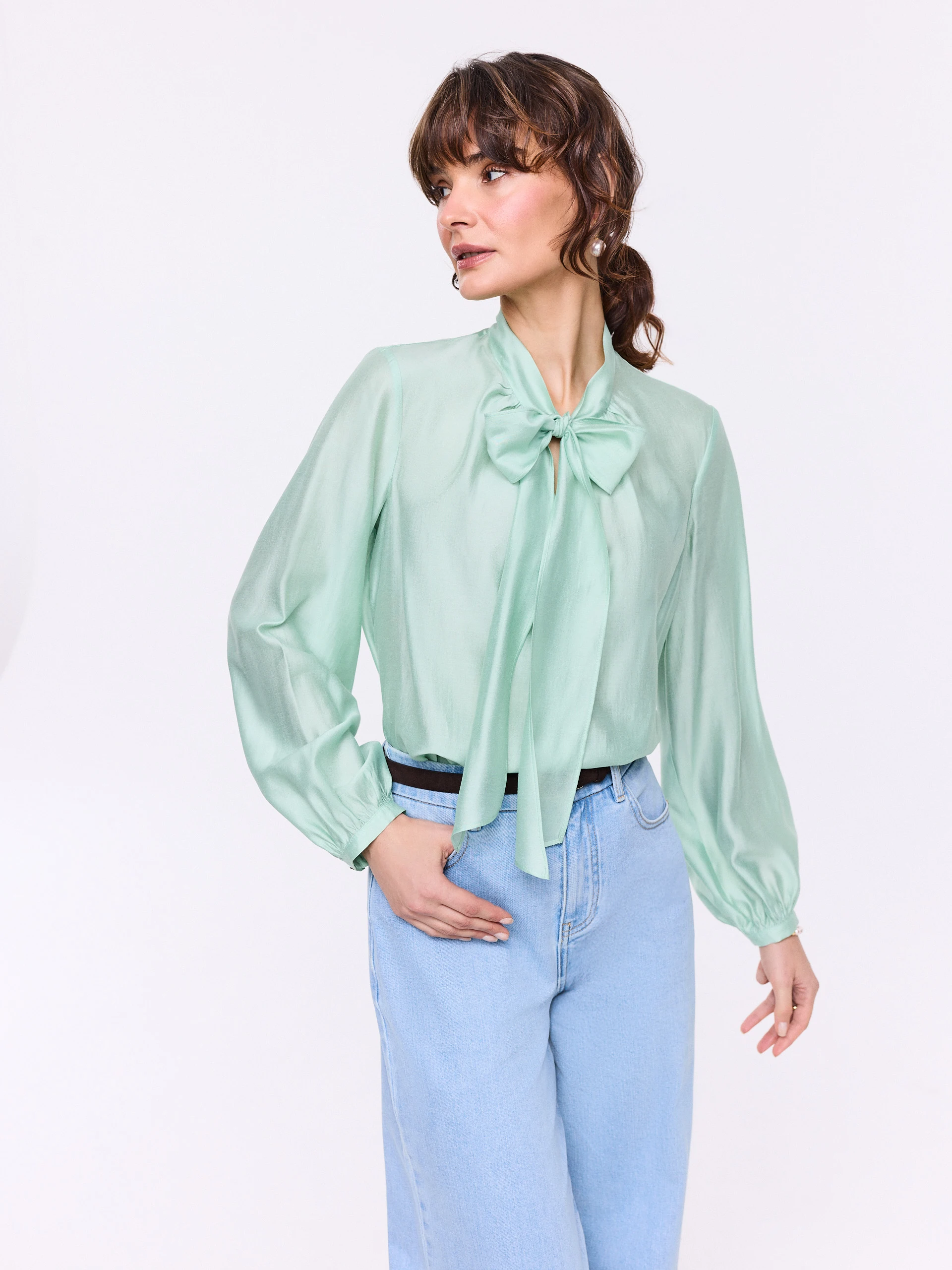 Elegant mint shirt with tie