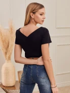 BLACK BLOUSE WITH V NECKLINE