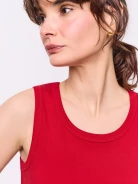 Cotton red top with a round neckline