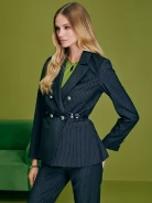 Double-breasted waisted blazer
