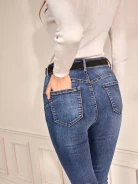 FITTED JEANS