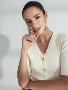 Ribbed sweater with short sleeves