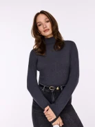 Gray fitted turtleneck with wool