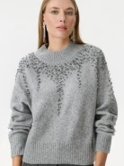 Gray wool sweater embroidered with crystals