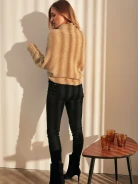 OVERSIZOWY SWETER Z GOLFEM