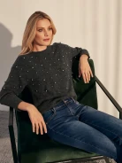SWETER Z PEREŁKAMI