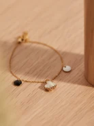 BRACELET WITH A SEASHELL