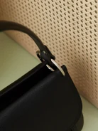 BLACK CLASSIC HANDBAG