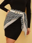 SHAWL IN BLACK AND WHITE PEPIT
