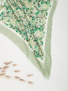 GREEN PATTERNED SCARF