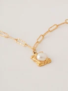 Retro style pendant necklace