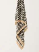 Rectangular shawl in a fine uniform pattern
