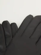 Elegant leather gloves