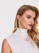 Elegant earrings in gold color