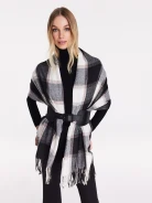 Checkered scarf with tassels at the ends