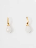 Gold-plated earrings with imitation pearls