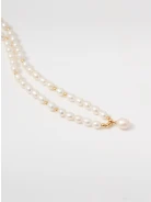Necklace of natural pearls