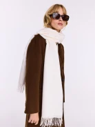 Creamy scarf with wool and cashmere fringe