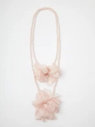 Light pink pearl necklace with flowers