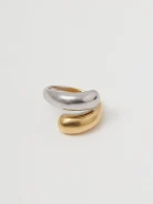 Ring in gold and silver colors