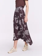 Elegant asymmetrical skirt with print