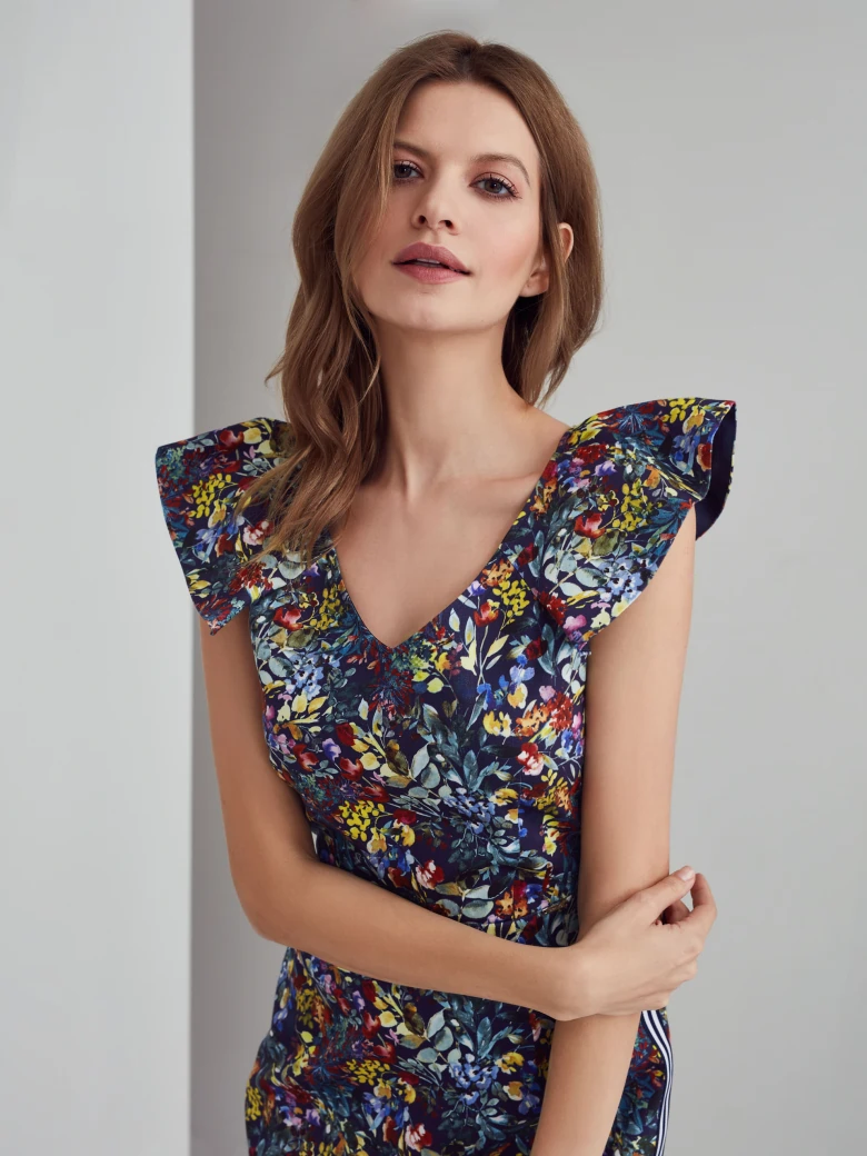 FITTED FLORAL PATTERN DRESS