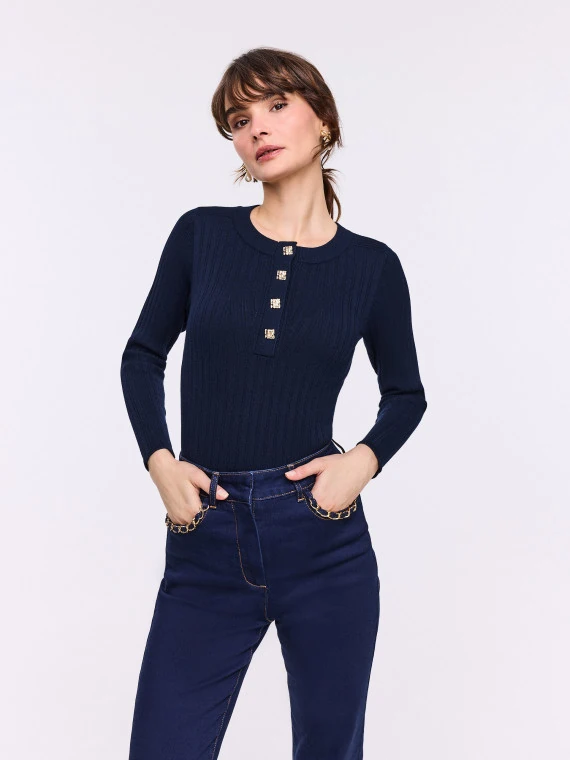 Navy blue fitted ribbed knit sweater
