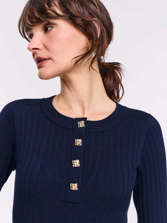 Navy blue fitted ribbed knit sweater