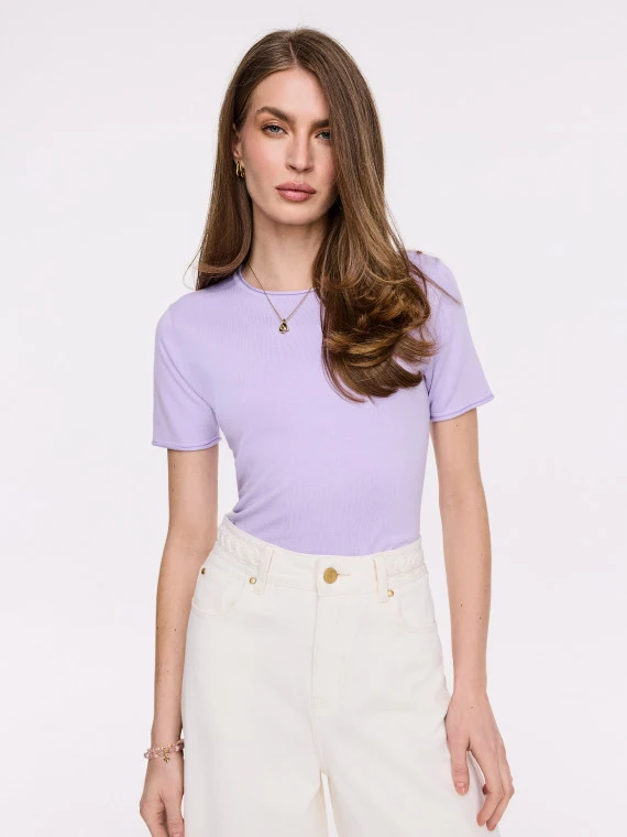 Lilac short-sleeved sweater