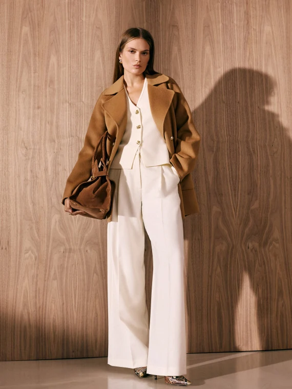 Short double-faced caramel wool coat