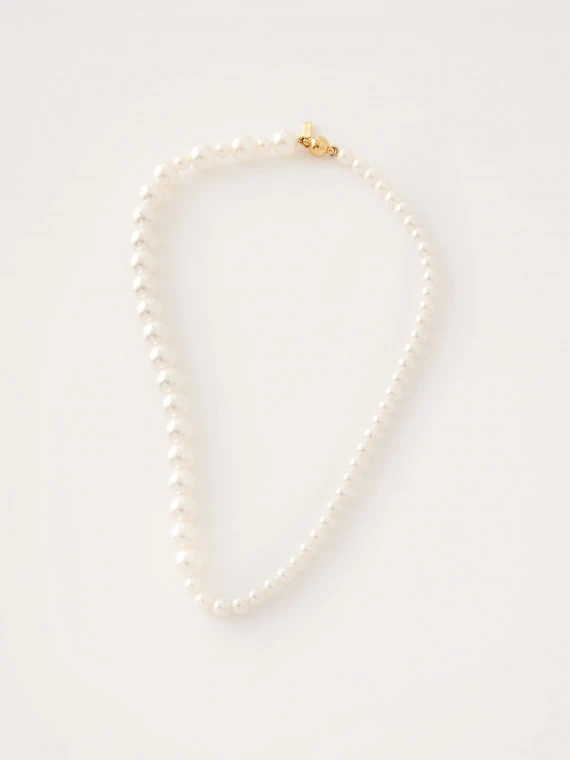 Stainless steel necklace with pearl beads