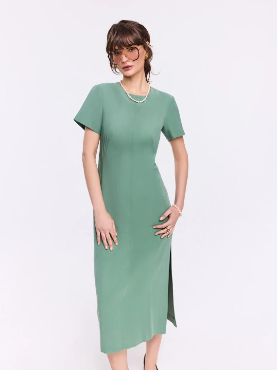 Pistachio-colored viscose dress