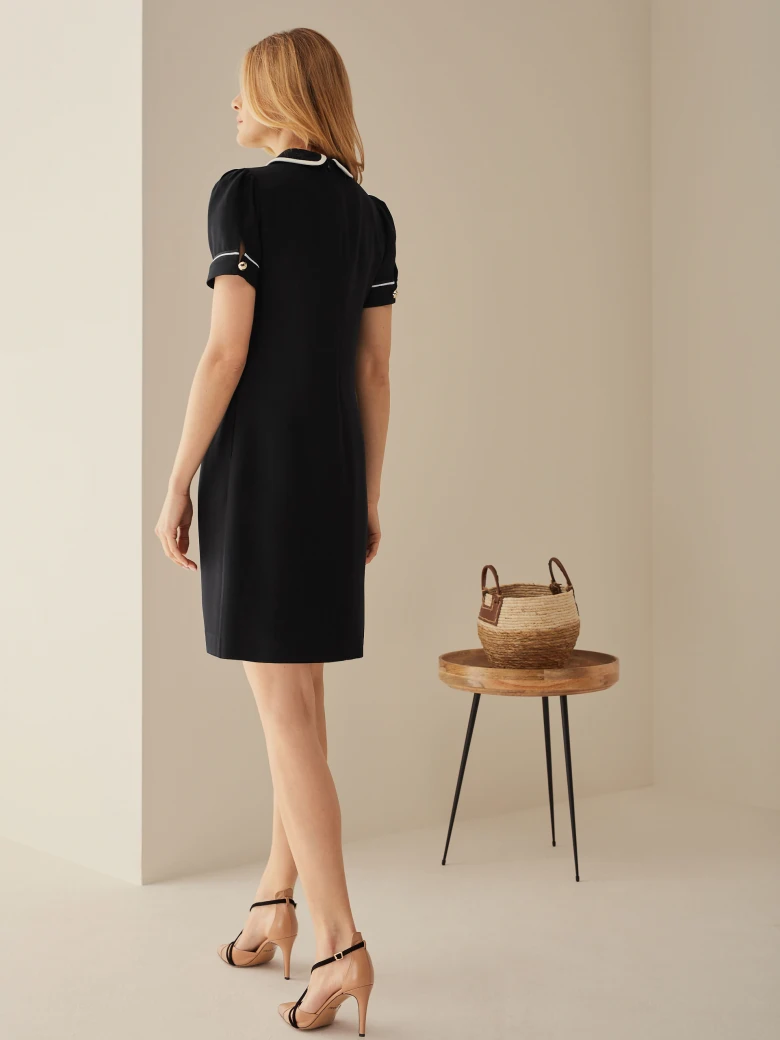 DRESS WITH COLLAR
