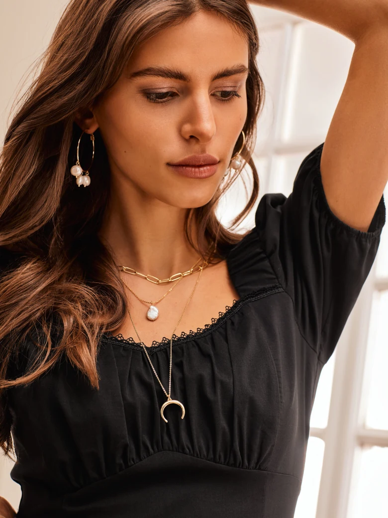 ELEGANT BLACK DRESS