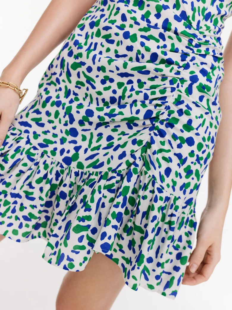 Viscose dress with colorful pattern