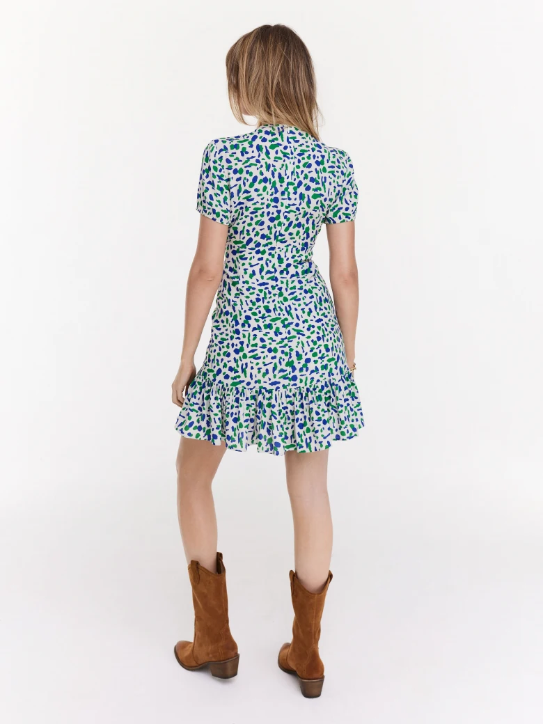 Viscose dress with colorful pattern