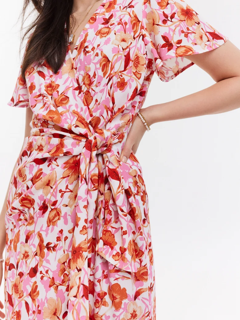 Flower dress with envelope neckline