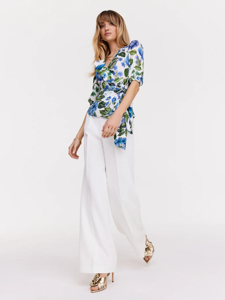 Cream pants with wide legs and high waist