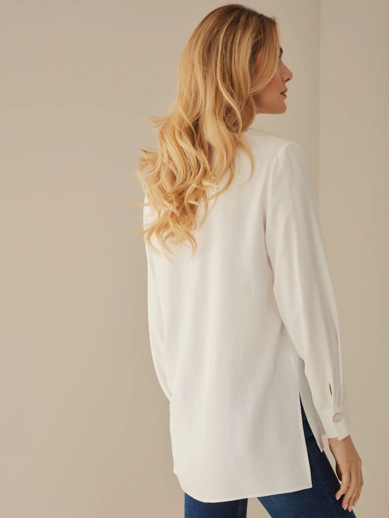 OVERSIZED BUTTON-DOWN BLOUSE