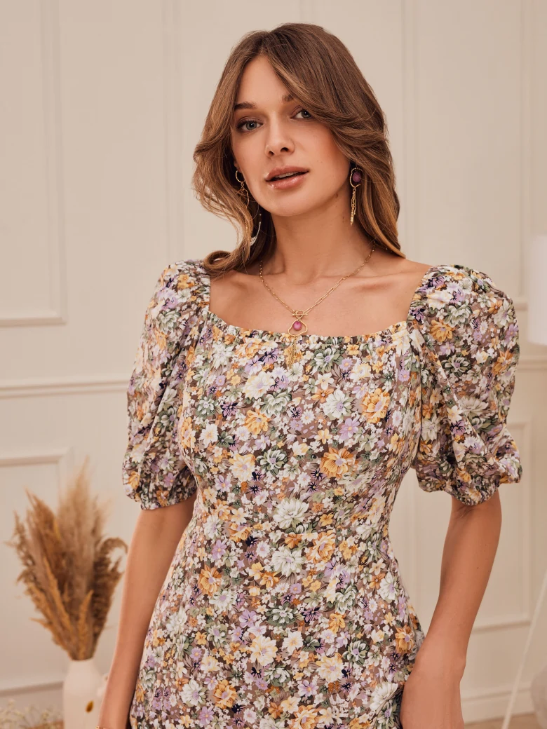LONG DRESS WITH FLORAL PATTERN