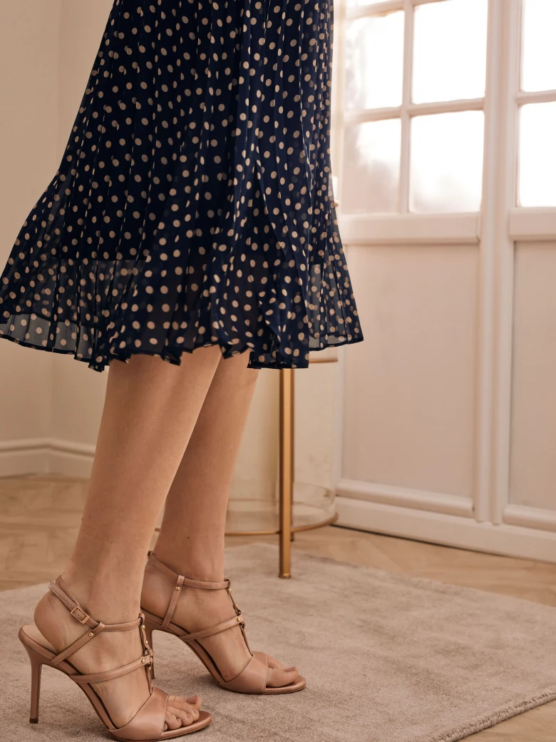 NAVY BLUE PLEATED SKIRT