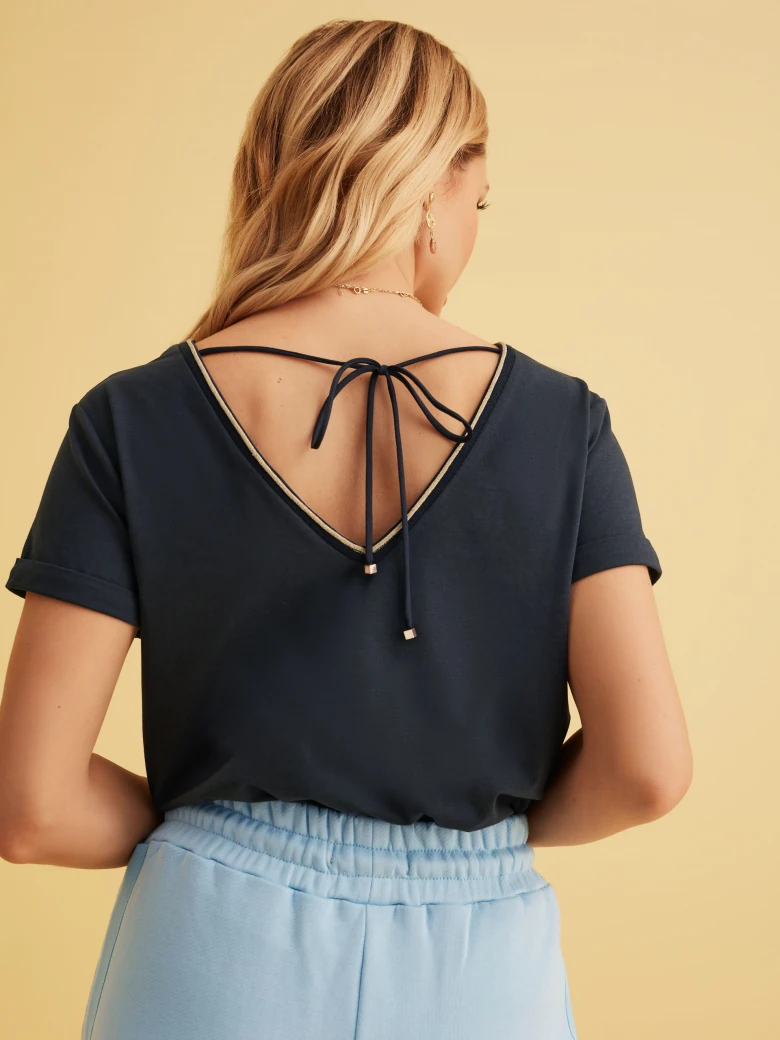 GRANATOWA BLUZKA Z DEKOLTEM V