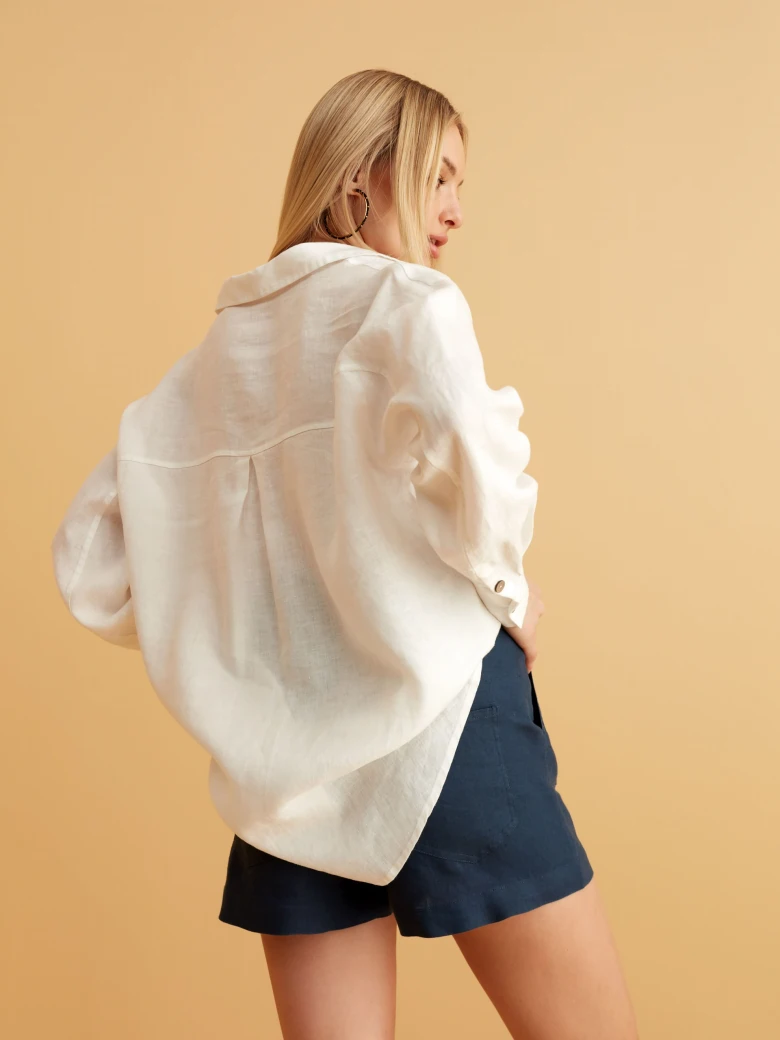 LINEN SHORTS WITH BELT