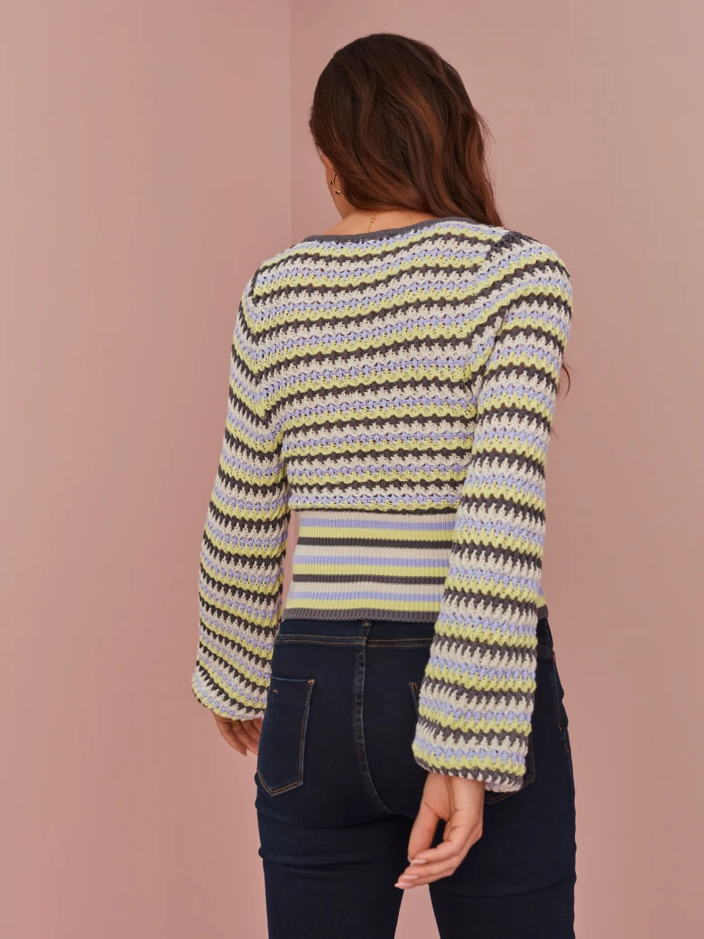 SWETER W PASKI